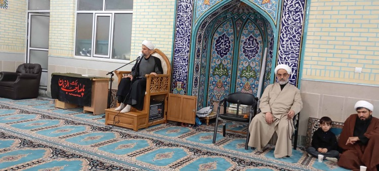سوگ صادق آل محمد (ص) در مدرسه فقهی امام رضا (ع): محفلی خانوادگی برای عرض ارادت