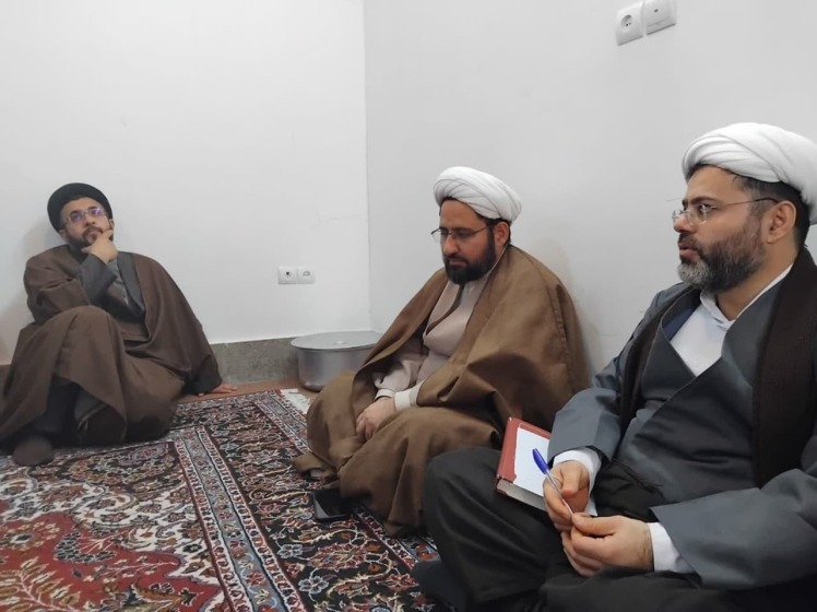برگزاری جلسه مشاوره و تعامل با طلاب خوابگاه در مدرسه فقهی امام رضا (ع)